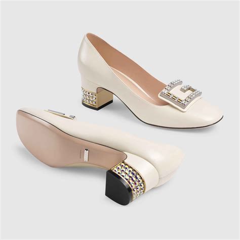 Gucci Women's pump with crystal chain